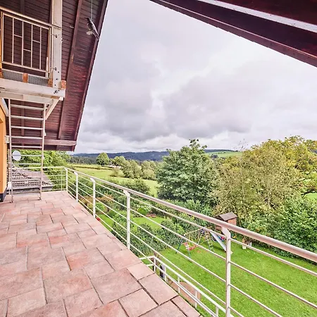 Tasteful With Private Pool, Cleaning Included Hellenthal
